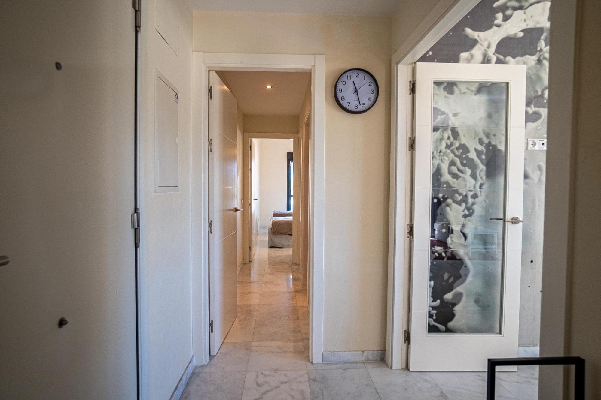 Hello Cosmo Apartment Estepona Luaran gambar